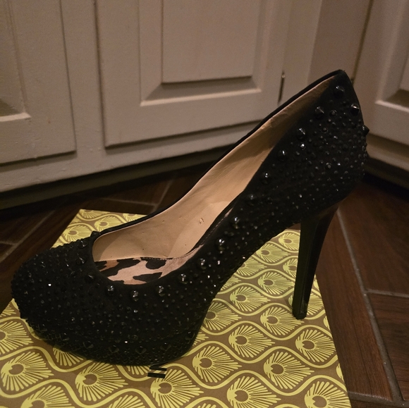 Gianni Bini Black Flats Stylish Loafers - Picture 2 of 3